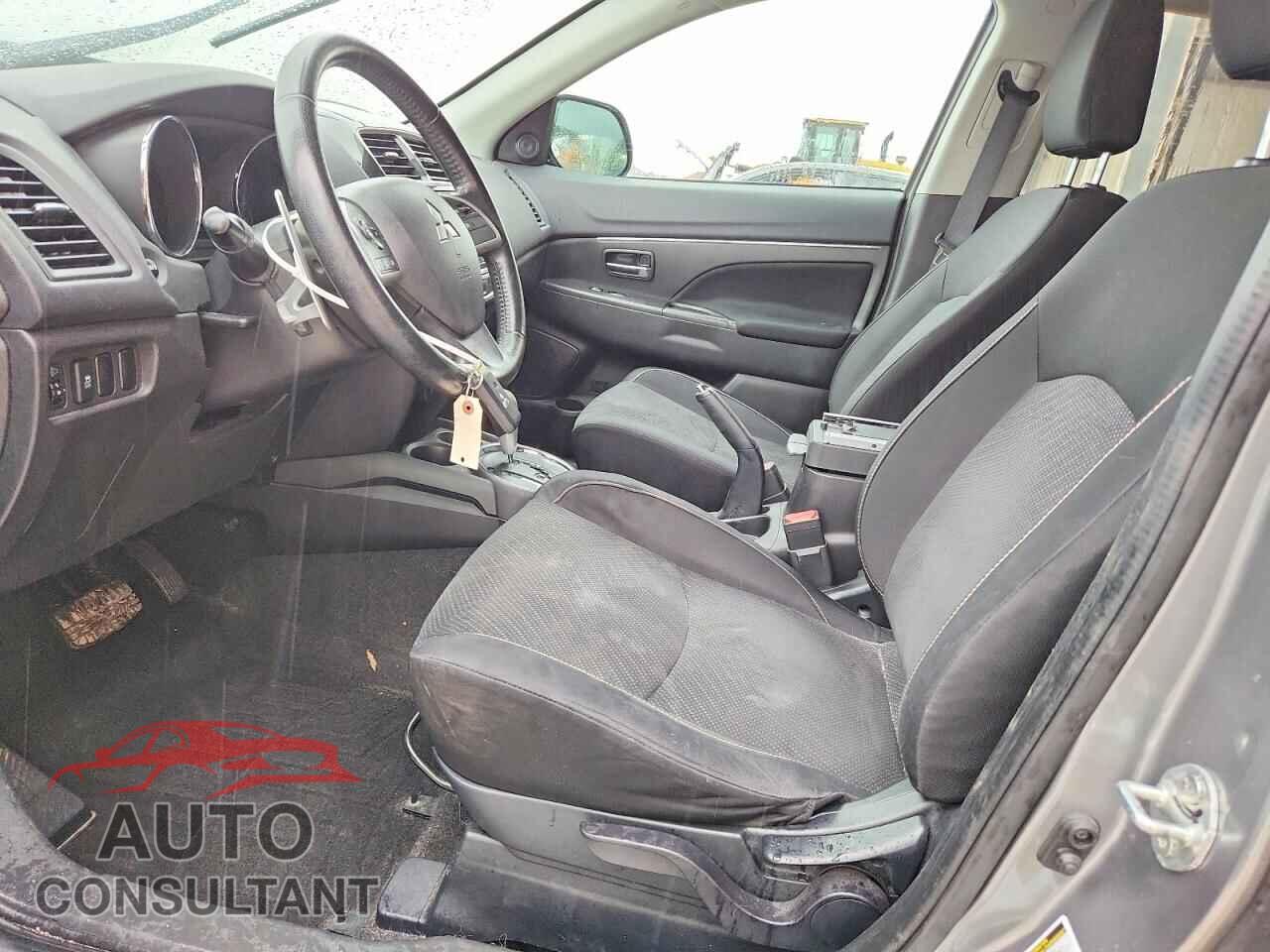 MITSUBISHI OUTLANDER 2015 - 4A4AR4AU1FE058285