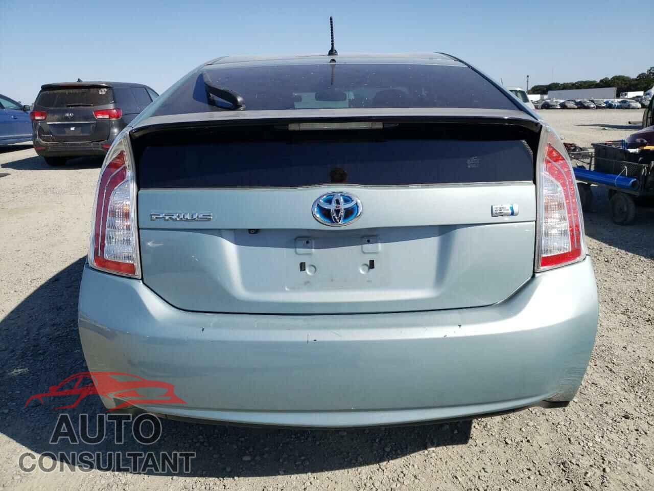 TOYOTA PRIUS 2015 - JTDKN3DU6F1944087