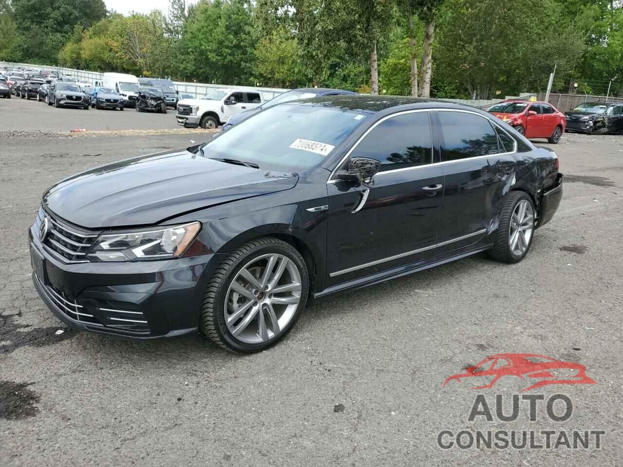 VOLKSWAGEN PASSAT 2017 - 1VWDT7A37HC004323