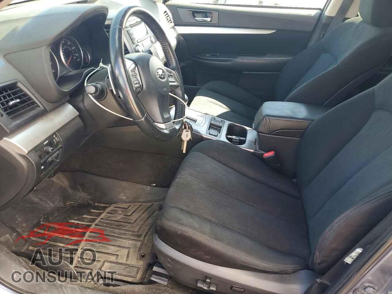 SUBARU OUTBACK 2013 - 4S4BRBCC7D3307570