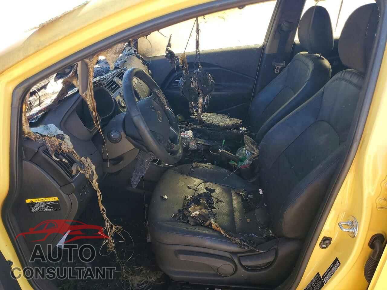 KIA RIO 2016 - KNADN4A33G6667801