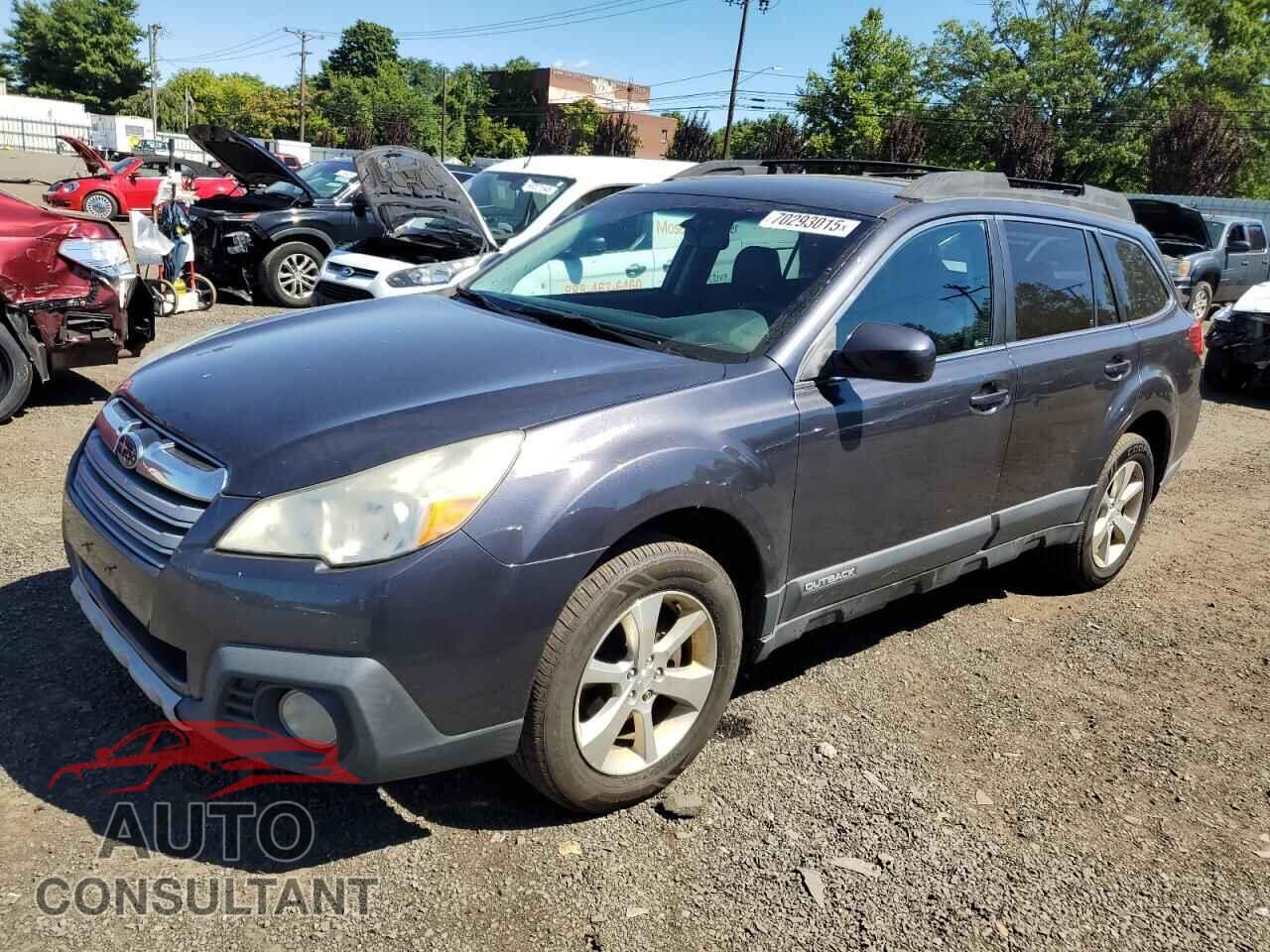 SUBARU OUTBACK 2013 - 4S4BRBKC4D3241075