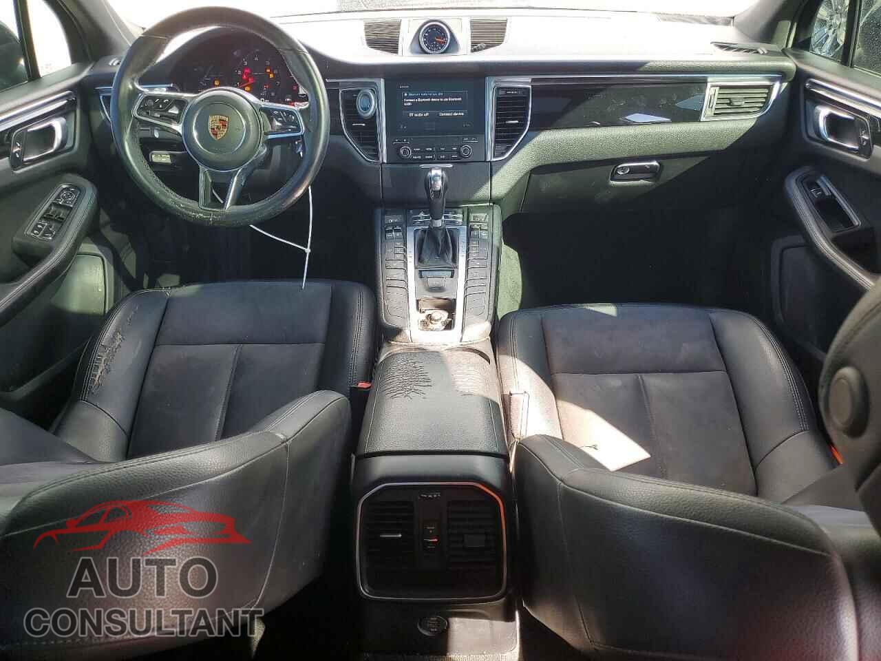PORSCHE MACAN 2018 - WP1AA2A59JLB02158