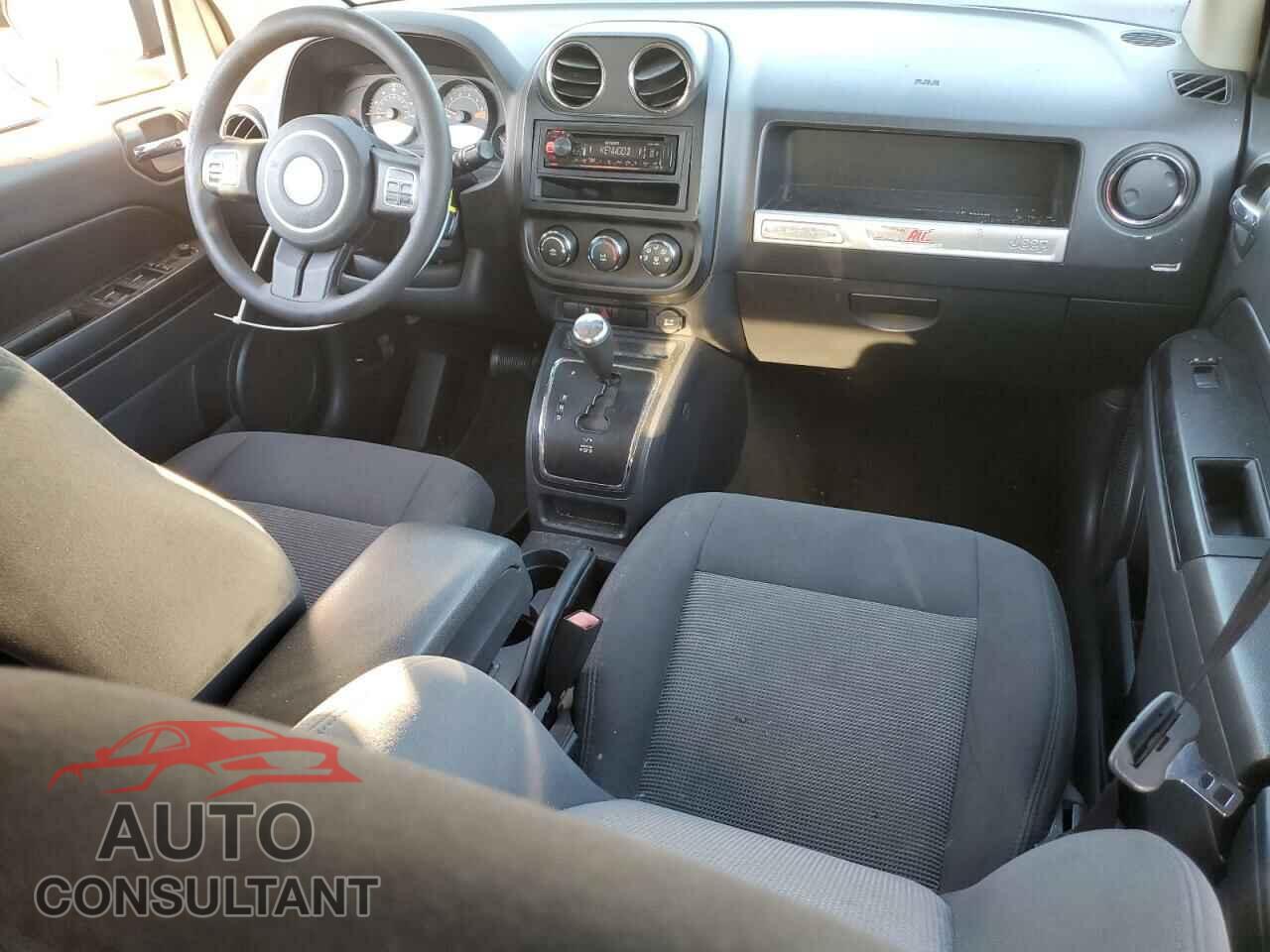 JEEP COMPASS 2015 - 1C4NJCBBXFD420191