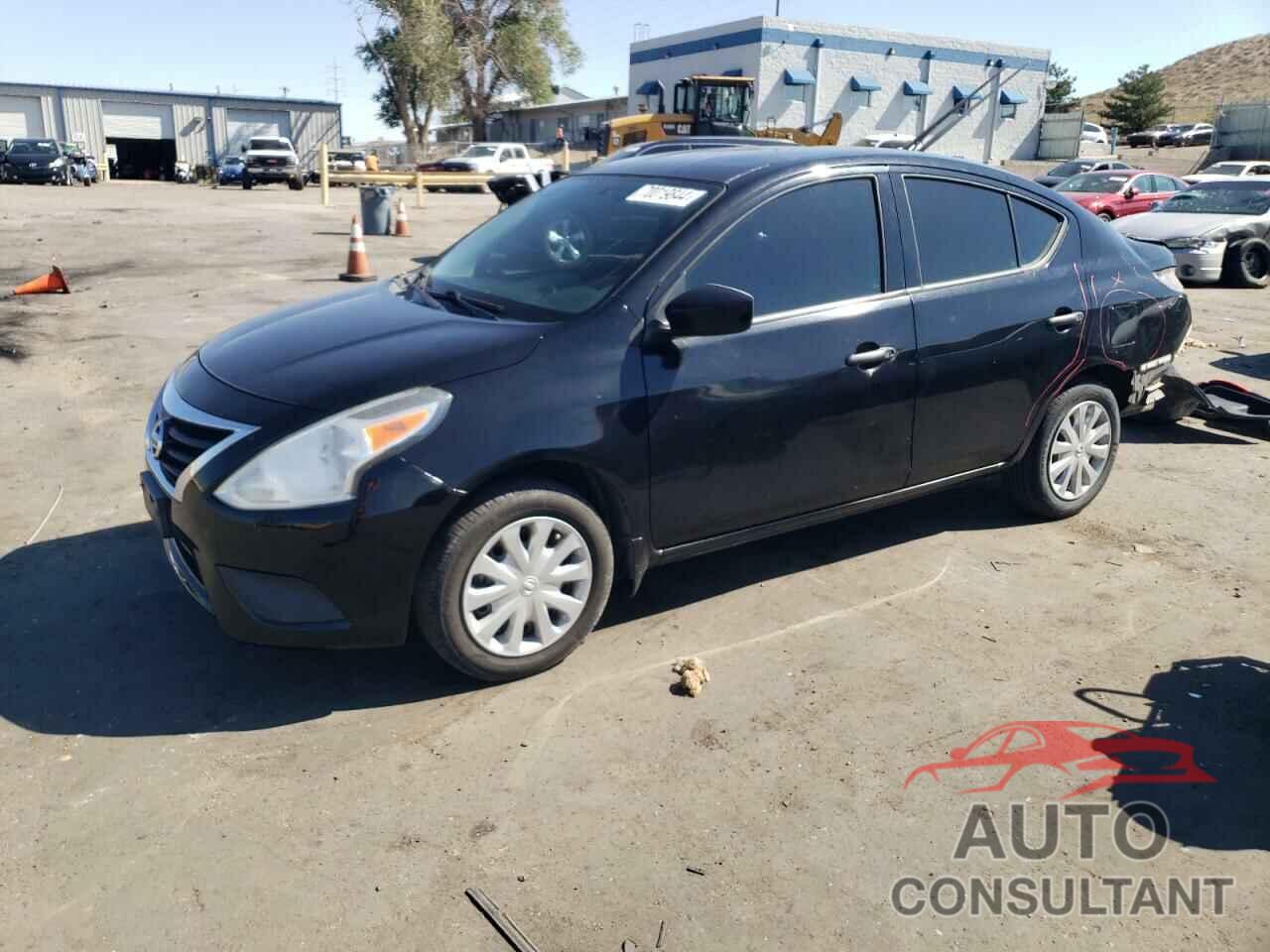 NISSAN VERSA 2017 - 3N1CN7APXHL902045