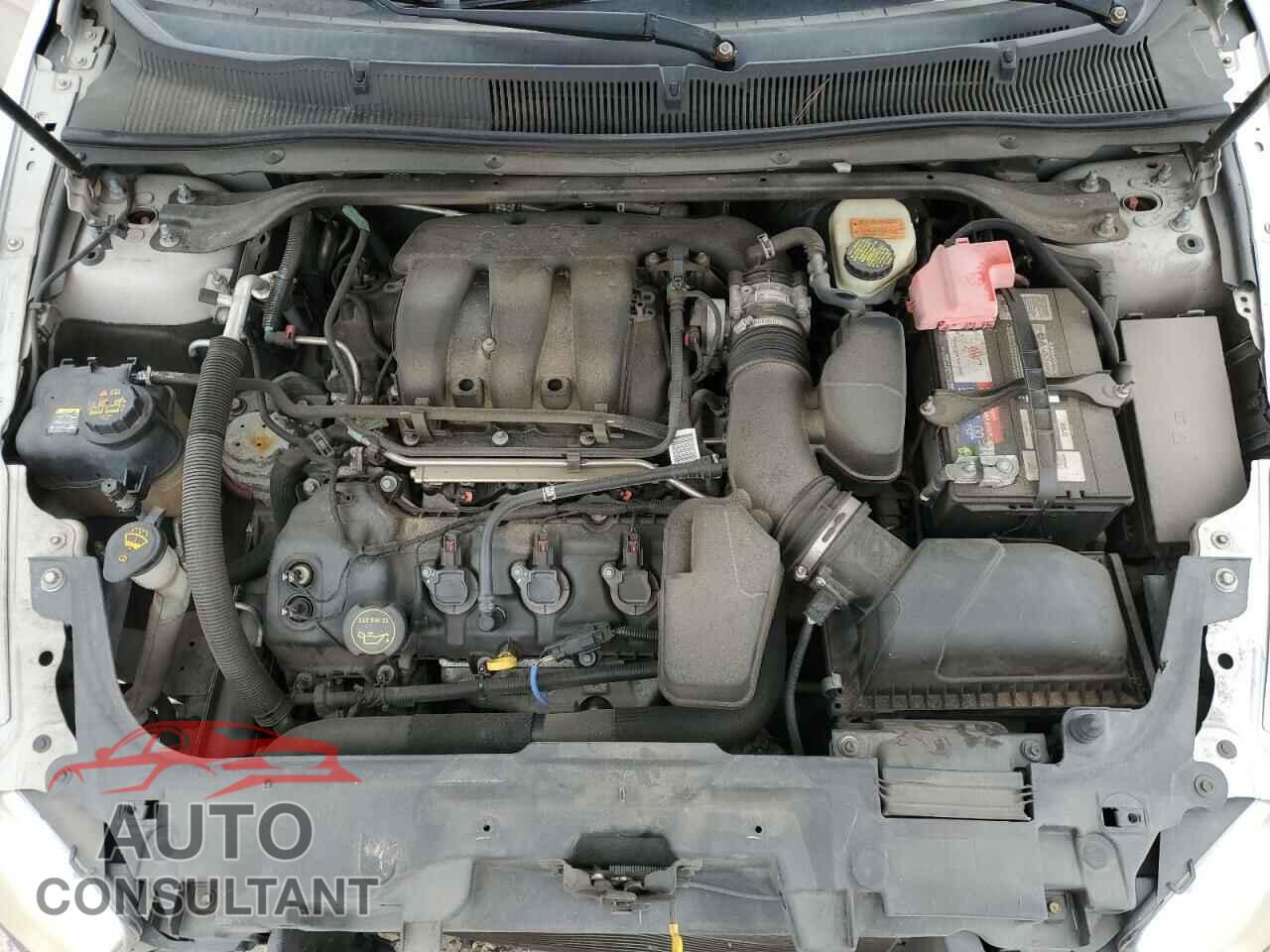 FORD TAURUS 2015 - 1FAHP2F81FG102579