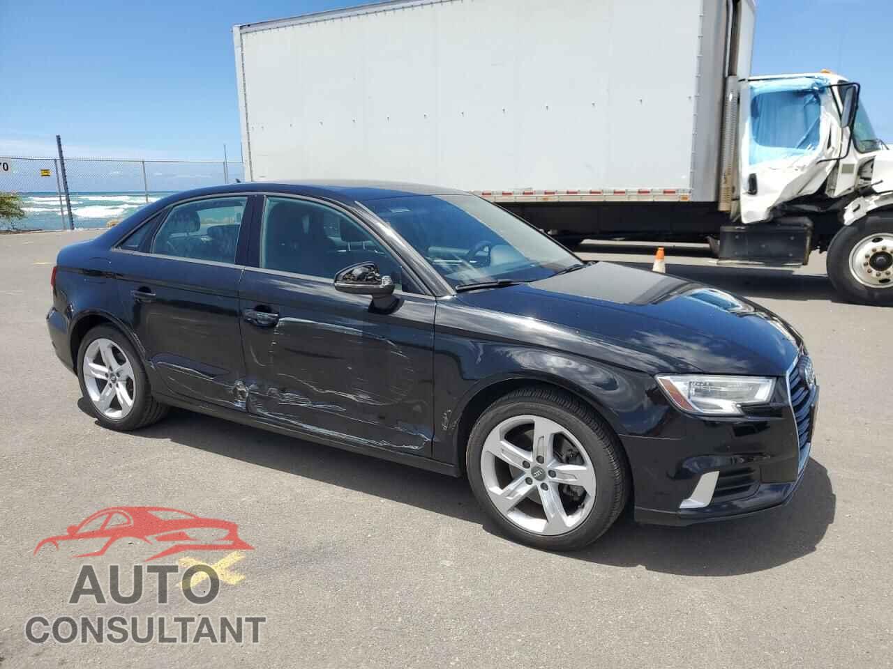 AUDI A3 2018 - WAUAUGFFXJ1032279
