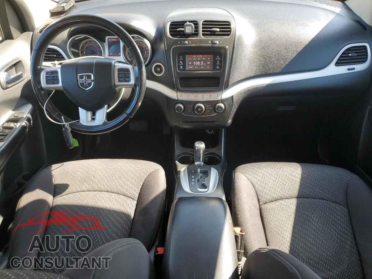 DODGE JOURNEY 2014 - 3C4PDCCG2ET139229