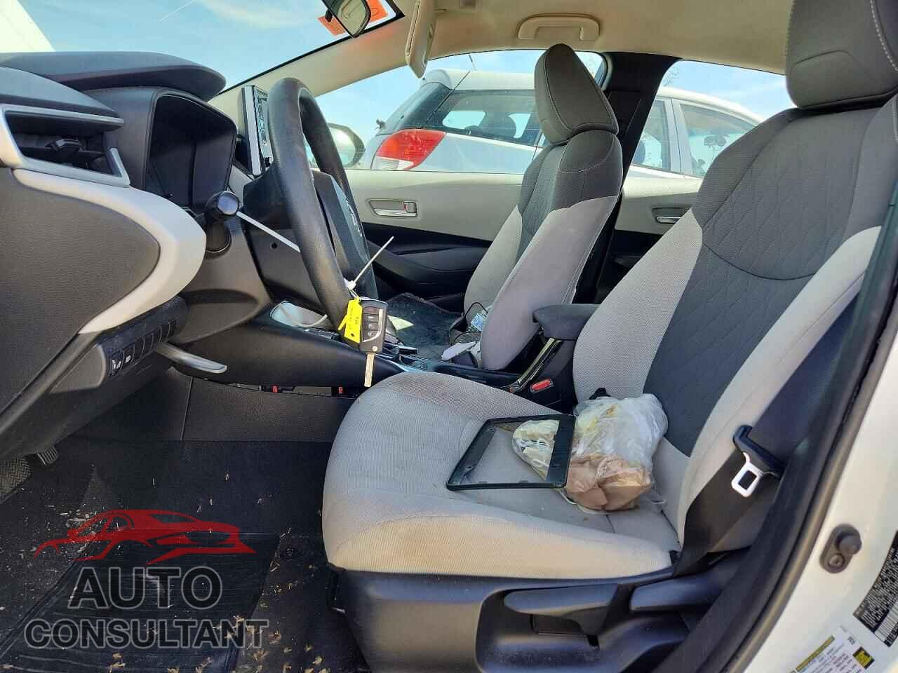 TOYOTA COROLLA 2021 - 5YFEPMAE5MP182101