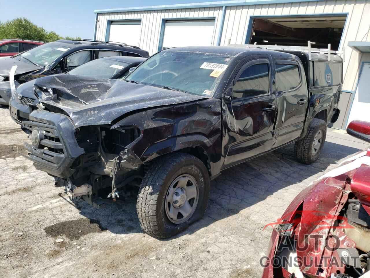 TOYOTA TACOMA 2018 - 5TFAX5GN9JX117700