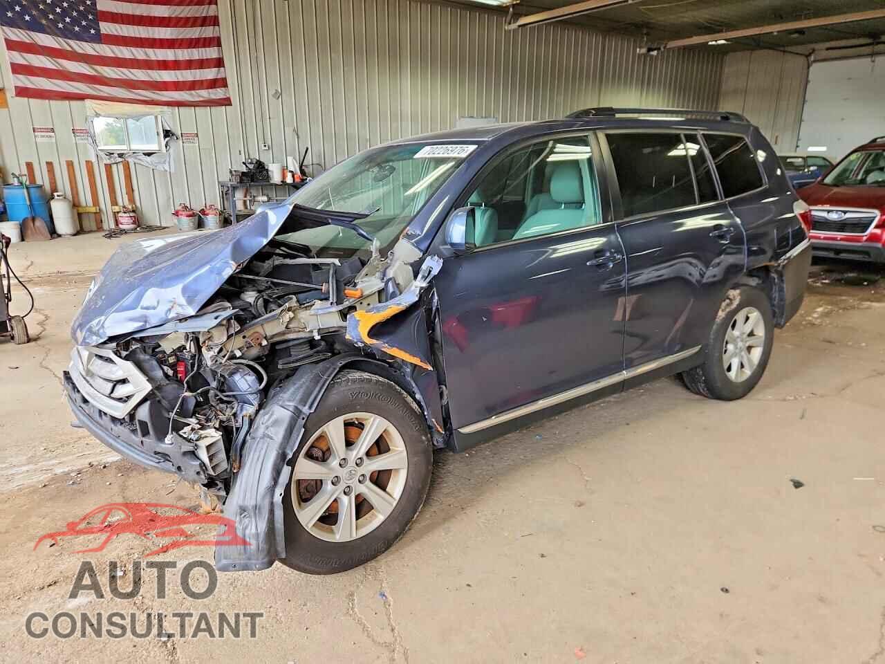 TOYOTA HIGHLANDER 2012 - 5TDBK3EH3CS128236