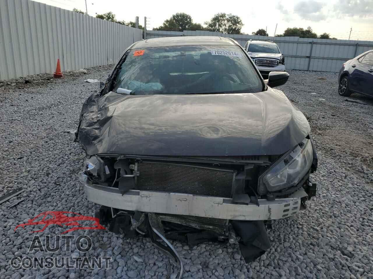 HONDA CIVIC 2017 - 19XFC2F78HE226856