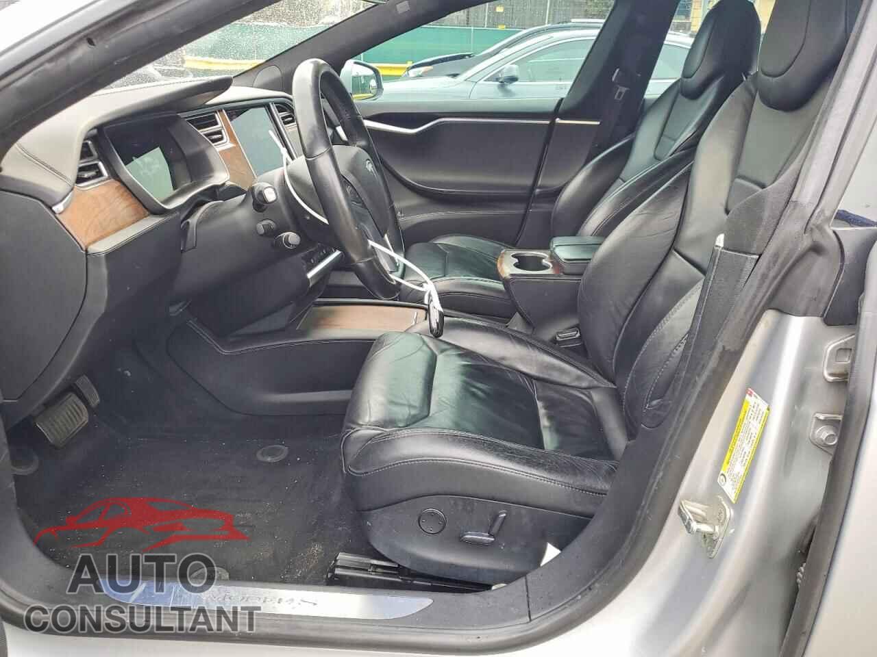 TESLA MODEL S 2017 - 5YJSA1E26HF197291