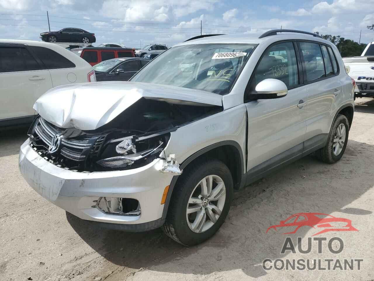 VOLKSWAGEN TIGUAN 2016 - WVGAV7AX7GW597774