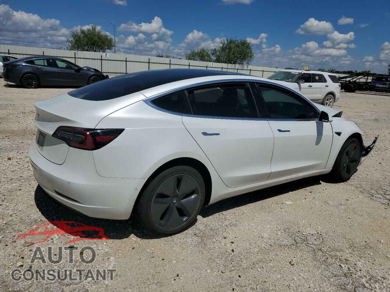 TESLA MODEL 3 2018 - 5YJ3E1EA4JF161671