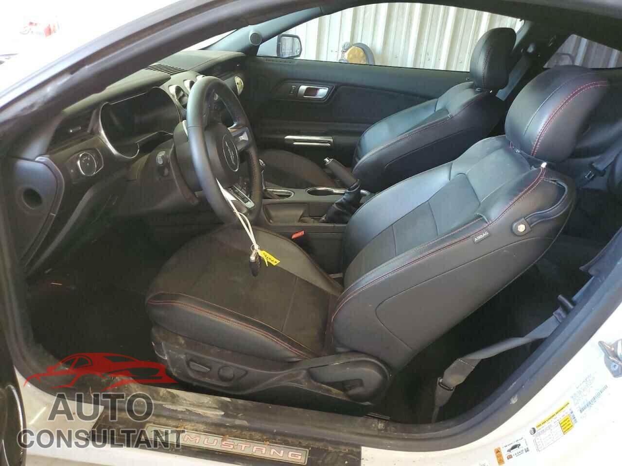 FORD MUSTANG 2021 - 1FA6P8CF9M5107924