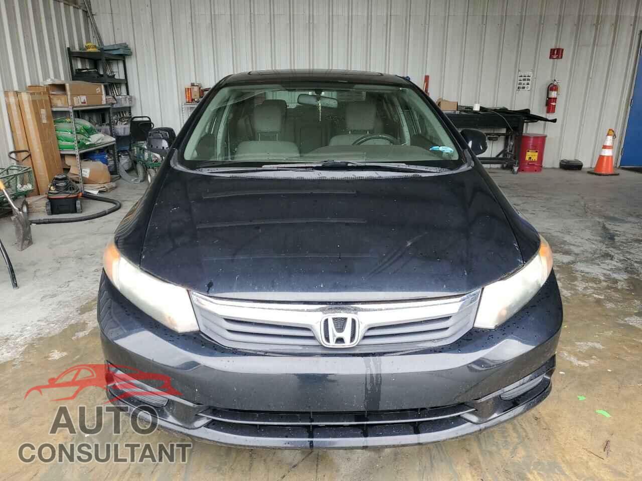 HONDA CIVIC 2012 - 2HGFB2F86CH313875