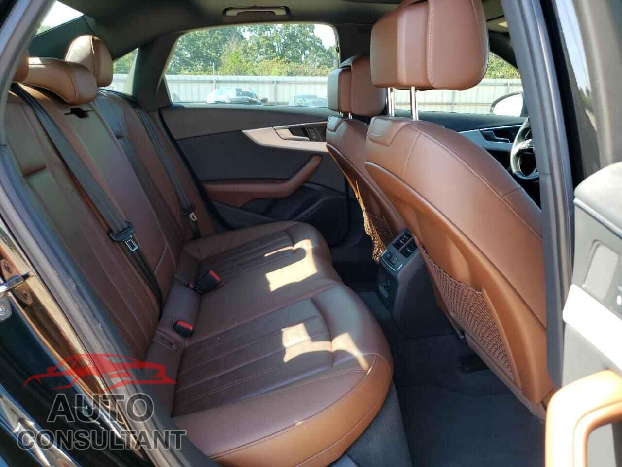 AUDI A4 2018 - WAUDNAF46JA127038