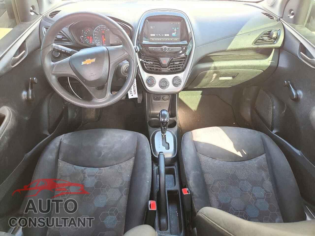CHEVROLET SPARK 2017 - KL8CB6SA8HC703526