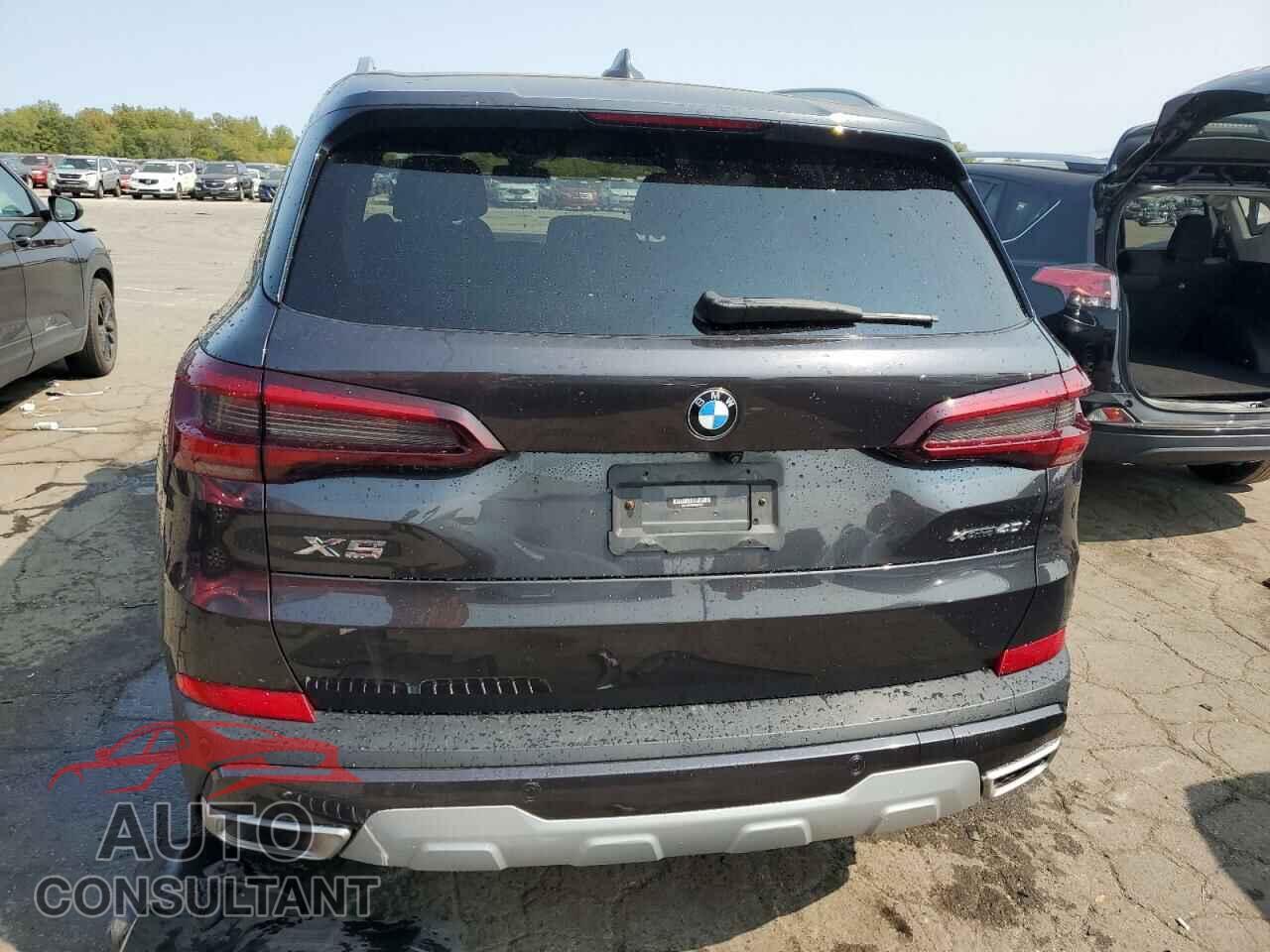 BMW X5 2021 - 5UXCR6C02M9E80997