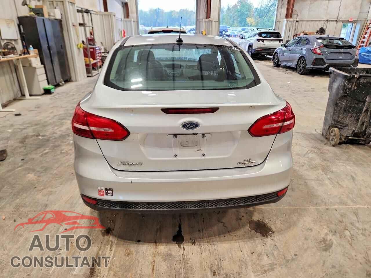 FORD FOCUS 2015 - 1FADP3F21FL313191