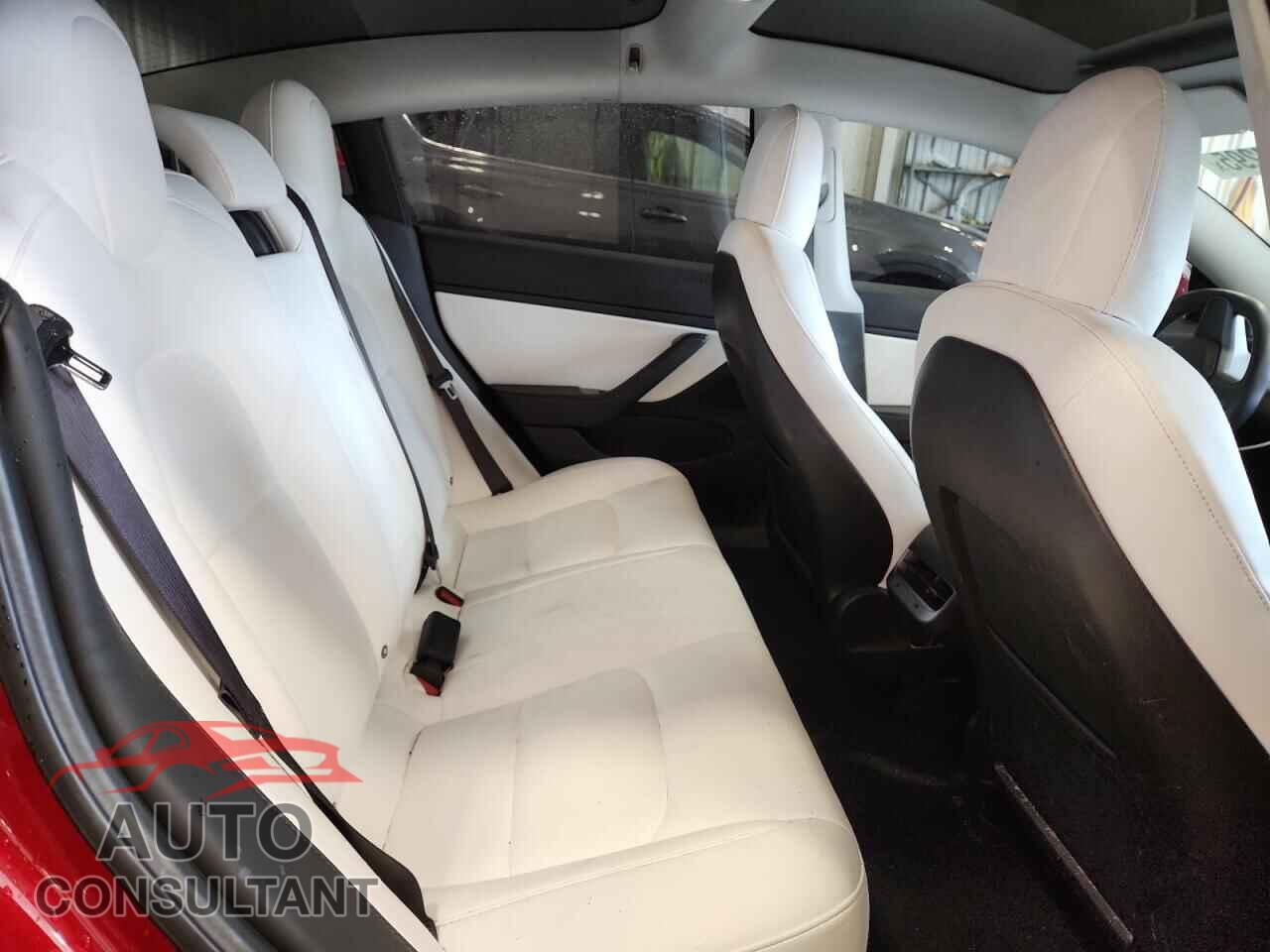 TESLA MODEL 3 2018 - 5YJ3E1EB2JF099583