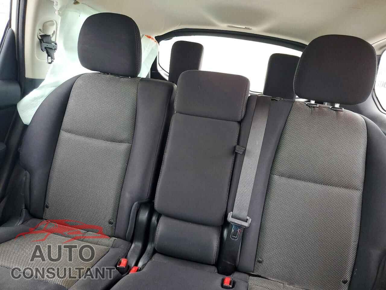 NISSAN PATHFINDER 2017 - 5N1DR2MM6HC904165