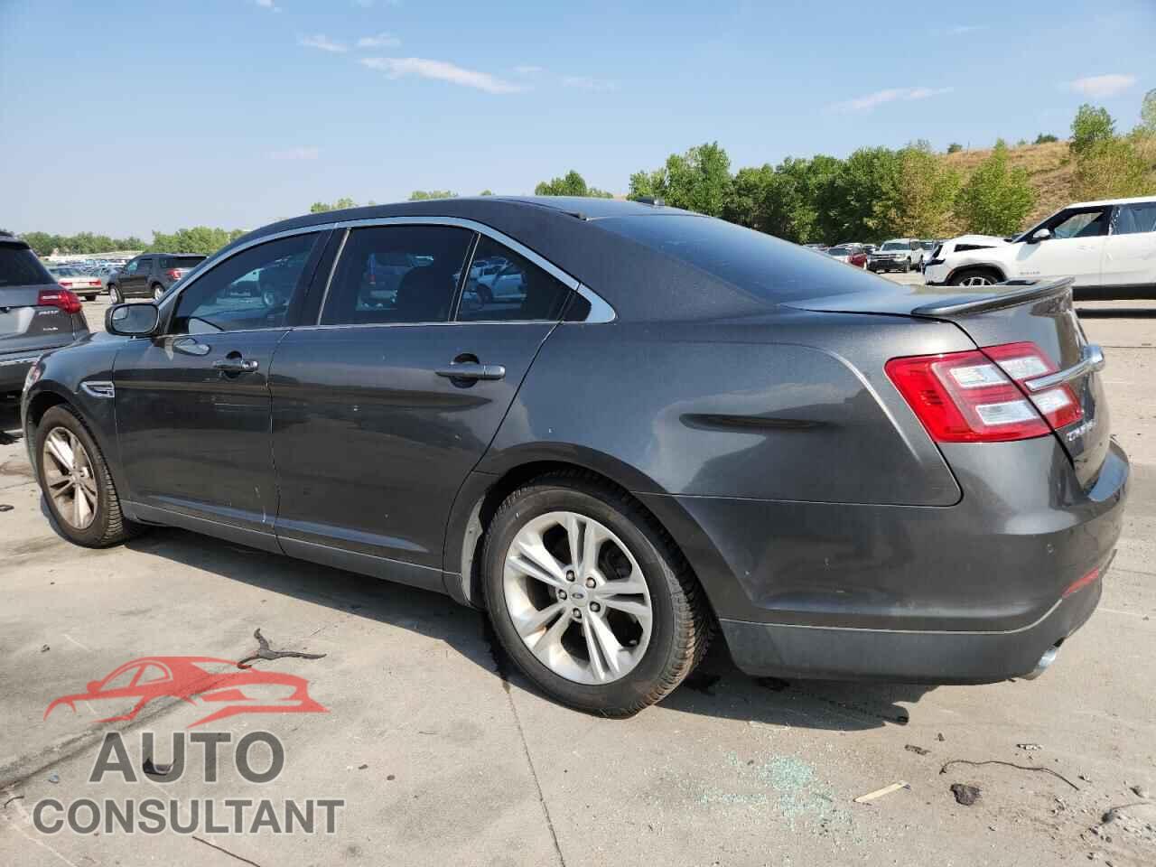 FORD TAURUS 2015 - 1FAHP2E84FG207456