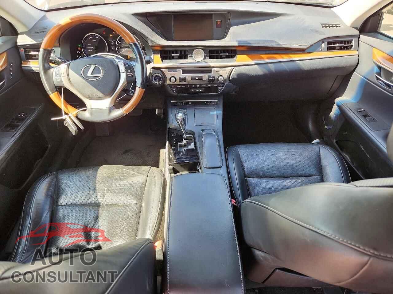 LEXUS ES 300H 2015 - JTHBW1GG2F2093910