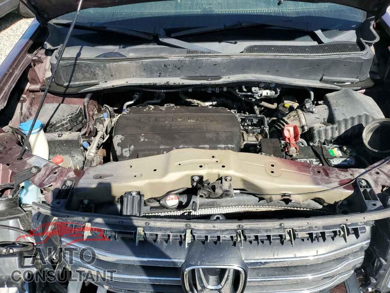 HONDA PILOT 2013 - 5FNYF4H51DB021729