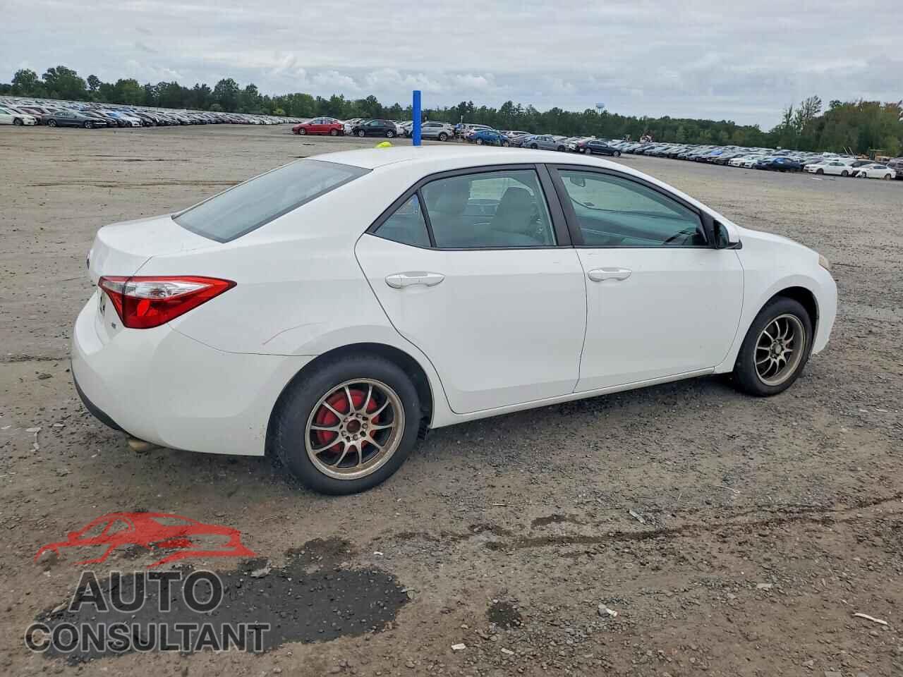 TOYOTA COROLLA 2015 - 2T1BURHE8FC472804