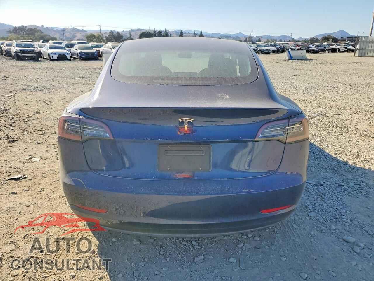 TESLA MODEL 3 2023 - 5YJ3E1EA5PF576264