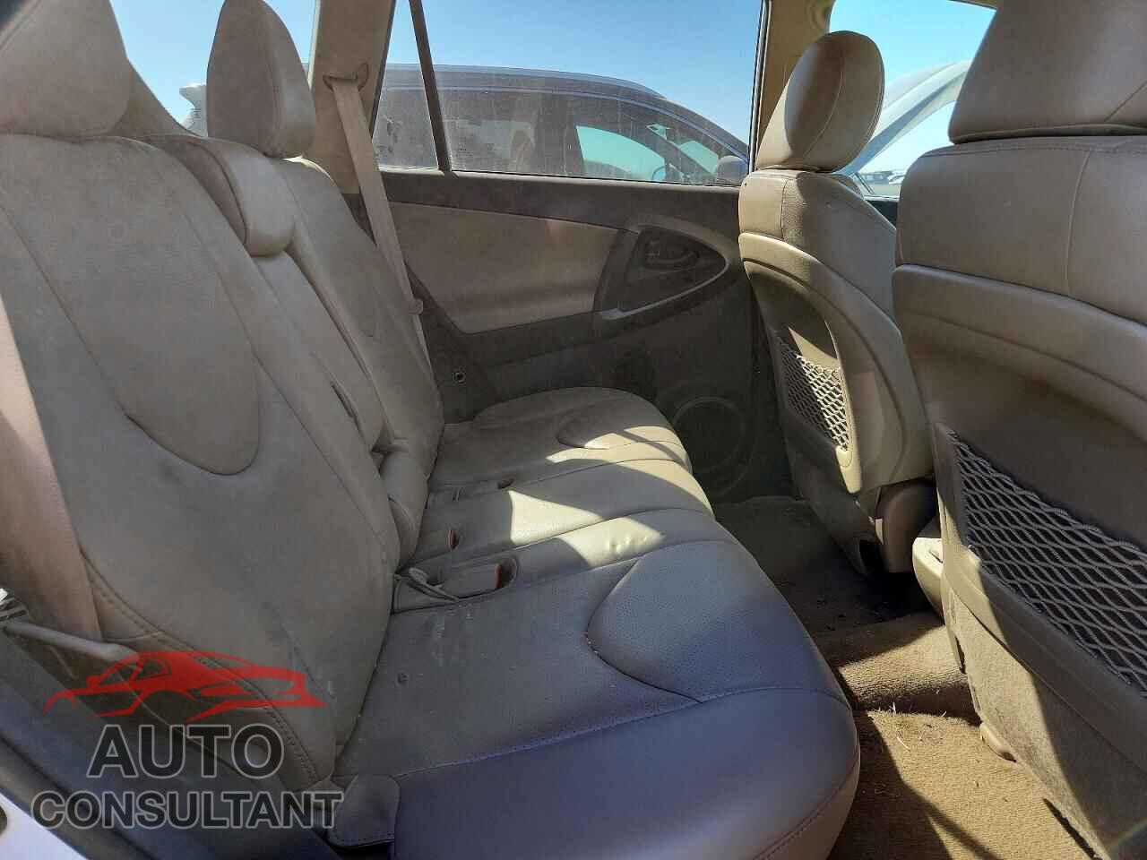 TOYOTA RAV4 2012 - 2T3DF4DV6CW227626