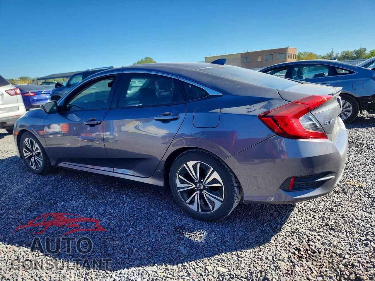 HONDA CIVIC 2017 - 19XFC1F74HE032187
