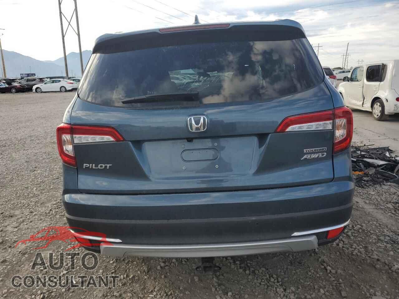 HONDA PILOT 2020 - 5FNYF6H97LB001613