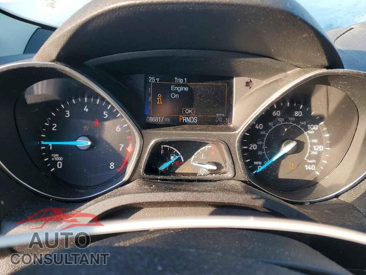 FORD ESCAPE 2017 - 1FMCU9JD0HUE61853