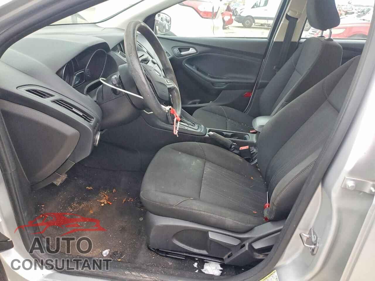 FORD FOCUS 2016 - 1FADP3F20GL316178