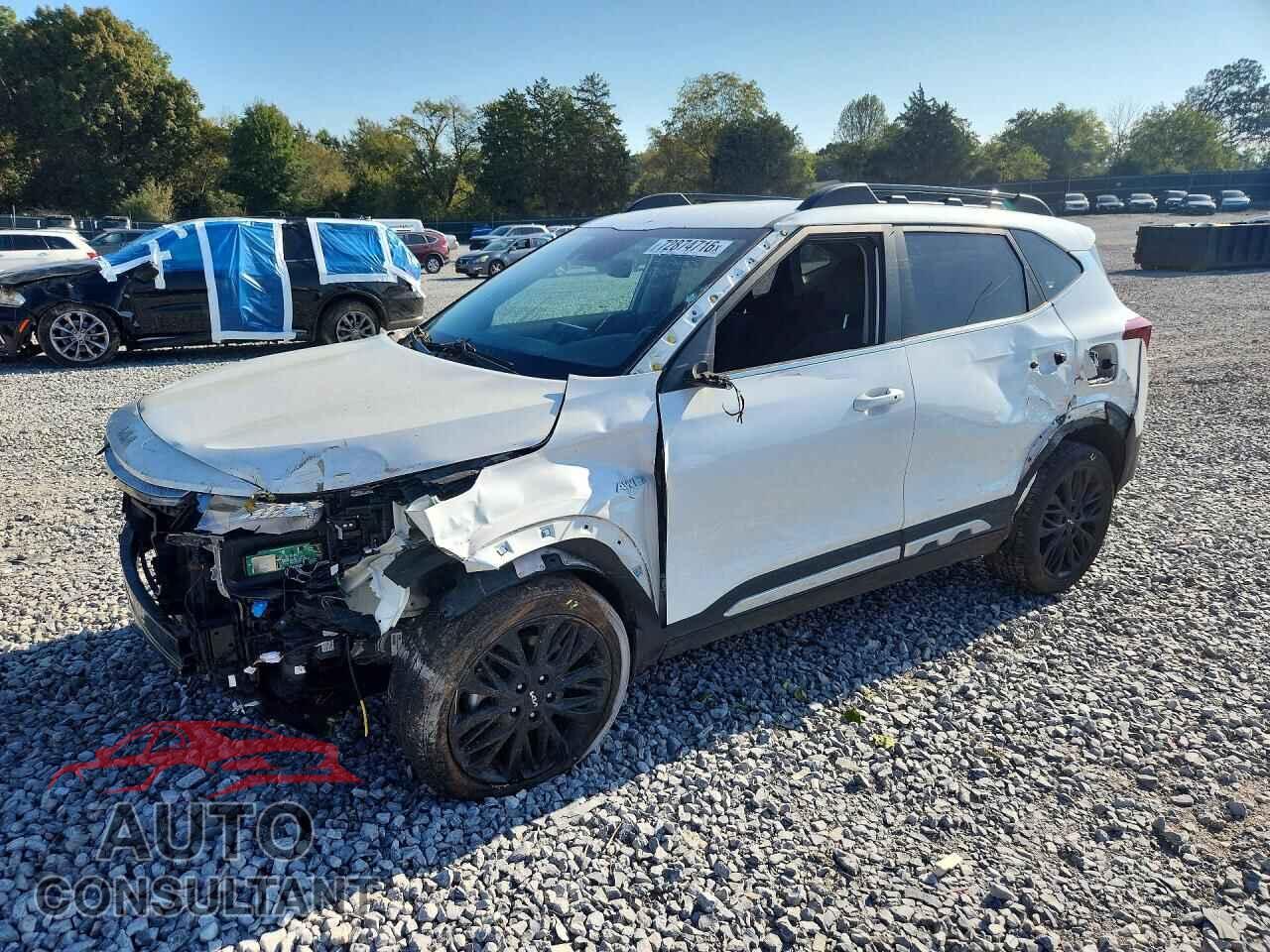 KIA SELTOS 2022 - KNDEUCA22N7276139