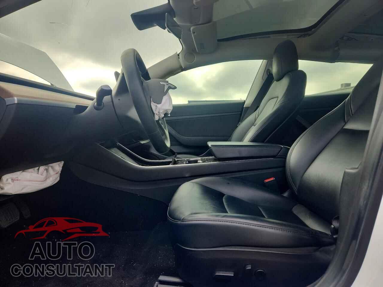 TESLA MODEL 3 2020 - 5YJ3E1EA4LF805849