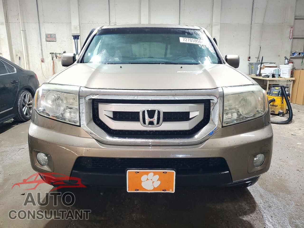 HONDA PILOT 2011 - 5FNYF3H57BB029812