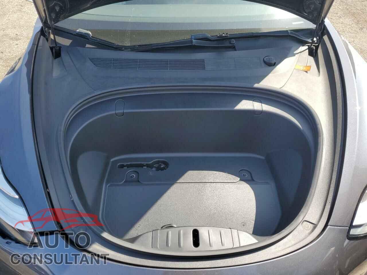 TESLA MODEL 3 2019 - 5YJ3E1EA4KF425487