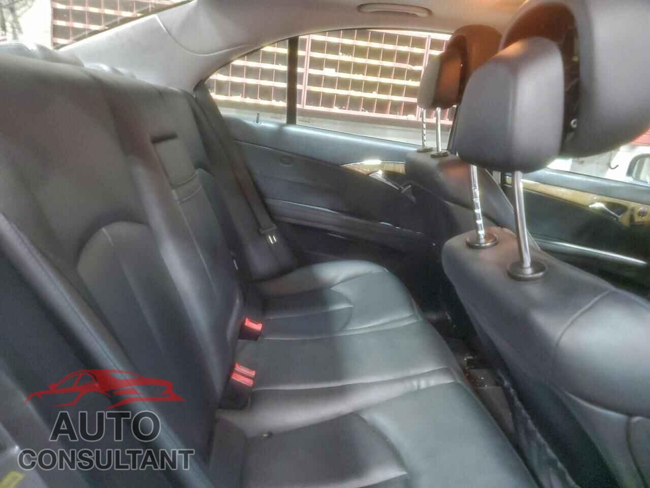 MERCEDES-BENZ E-CLASS 2009 - WDBUF87X29B405634