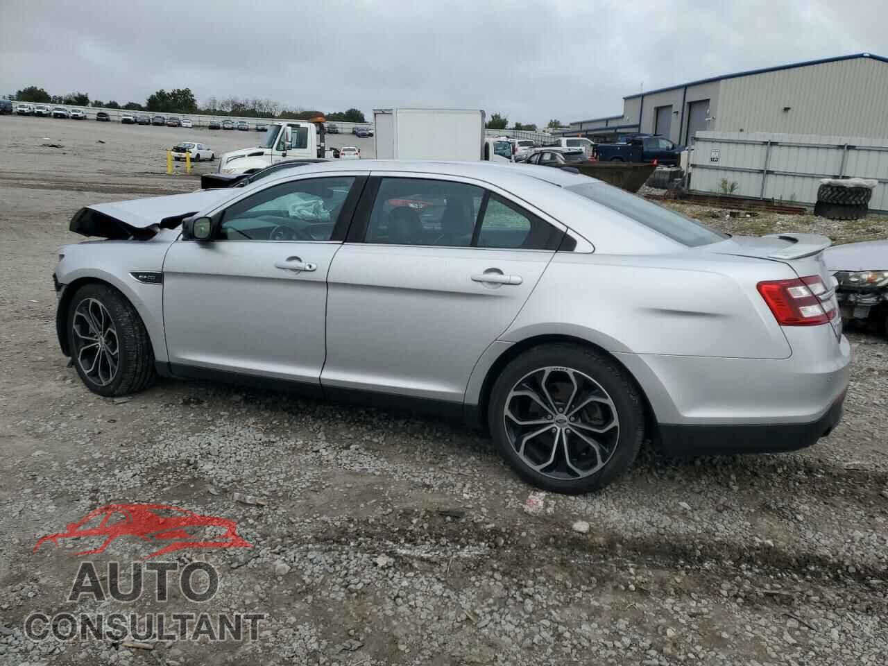 FORD TAURUS 2018 - 1FAHP2KT6JG127514