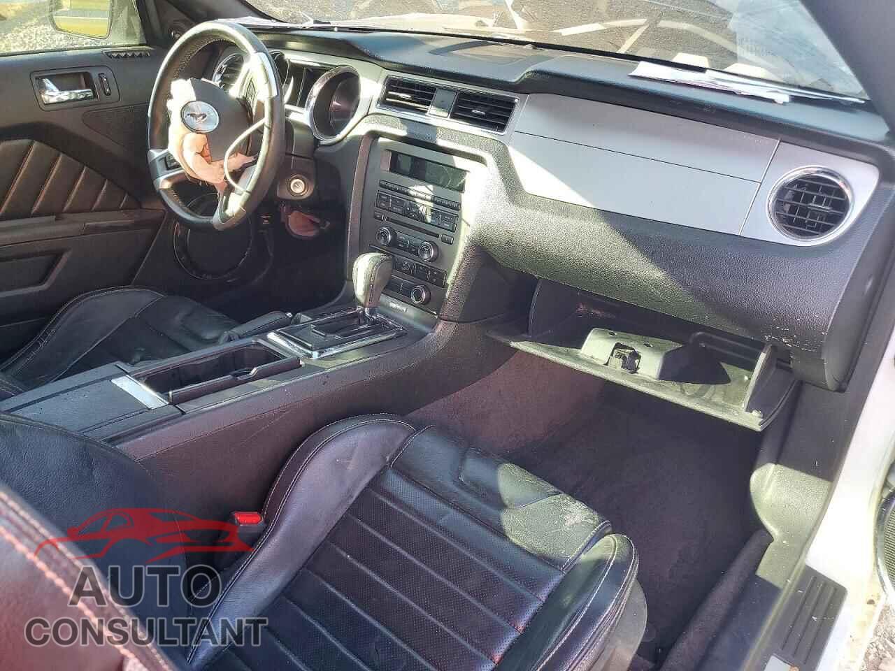 FORD MUSTANG 2013 - 1ZVBP8AM0D5245987