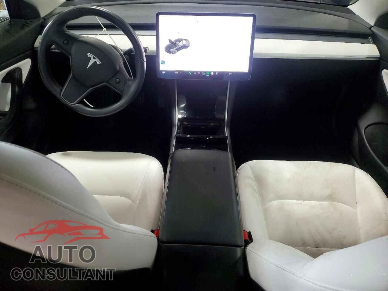 TESLA MODEL 3 2018 - 5YJ3E1EA7JF155329