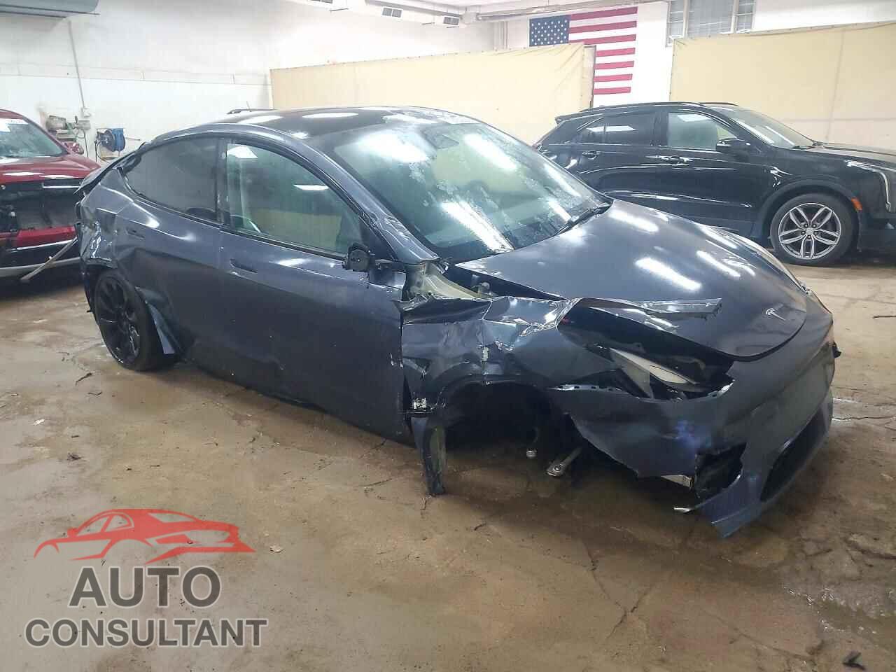 TESLA MODEL Y 2023 - 7SAYGAEE7PF765505