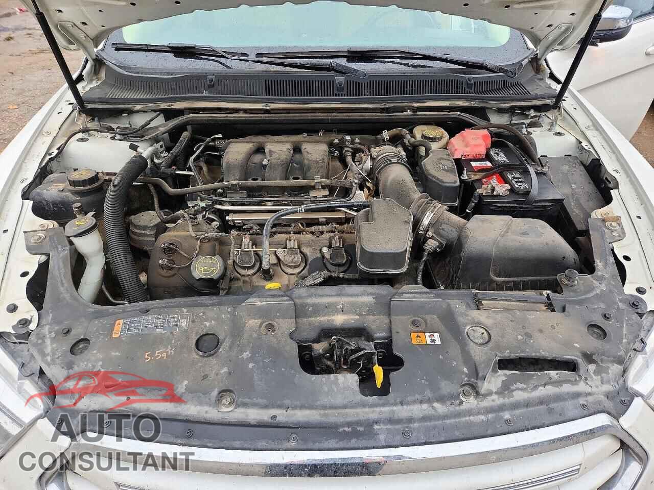 FORD TAURUS 2015 - 1FAHP2F83FG157535