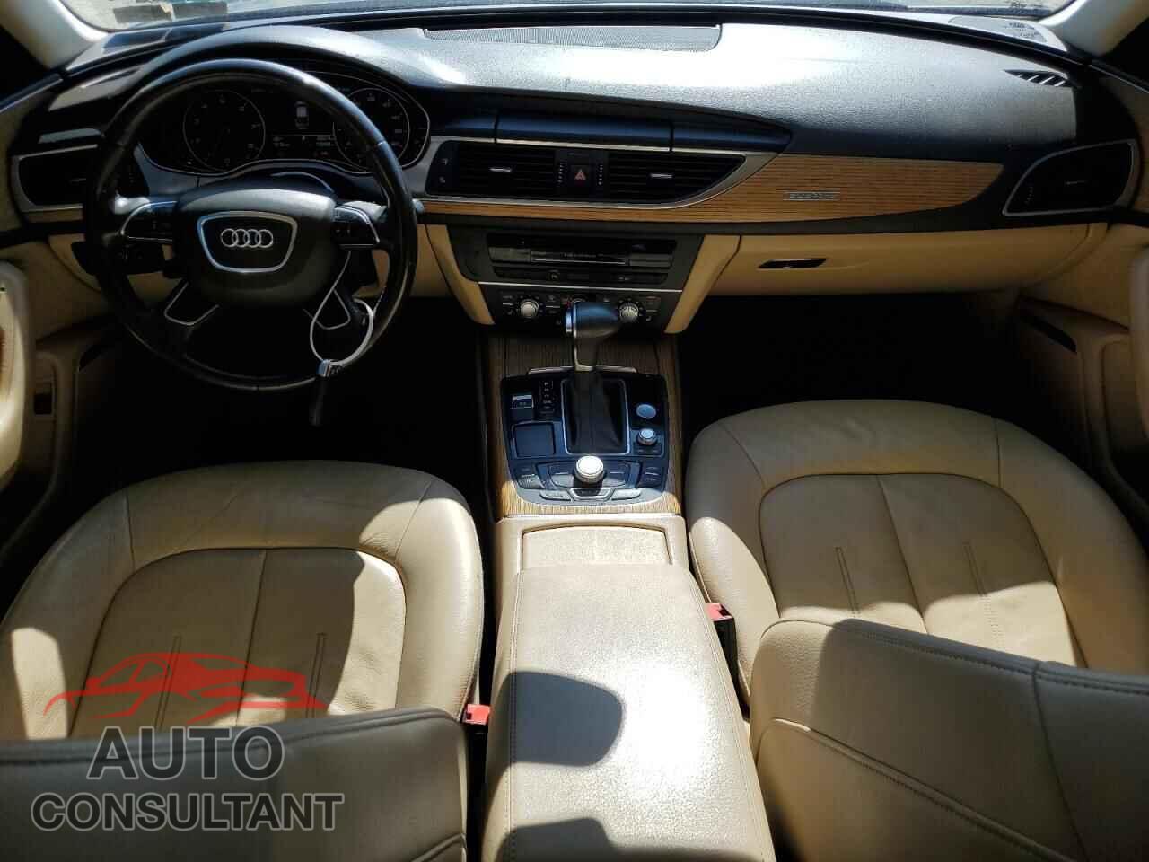 AUDI A6 2013 - WAUGFAFC8DN080187