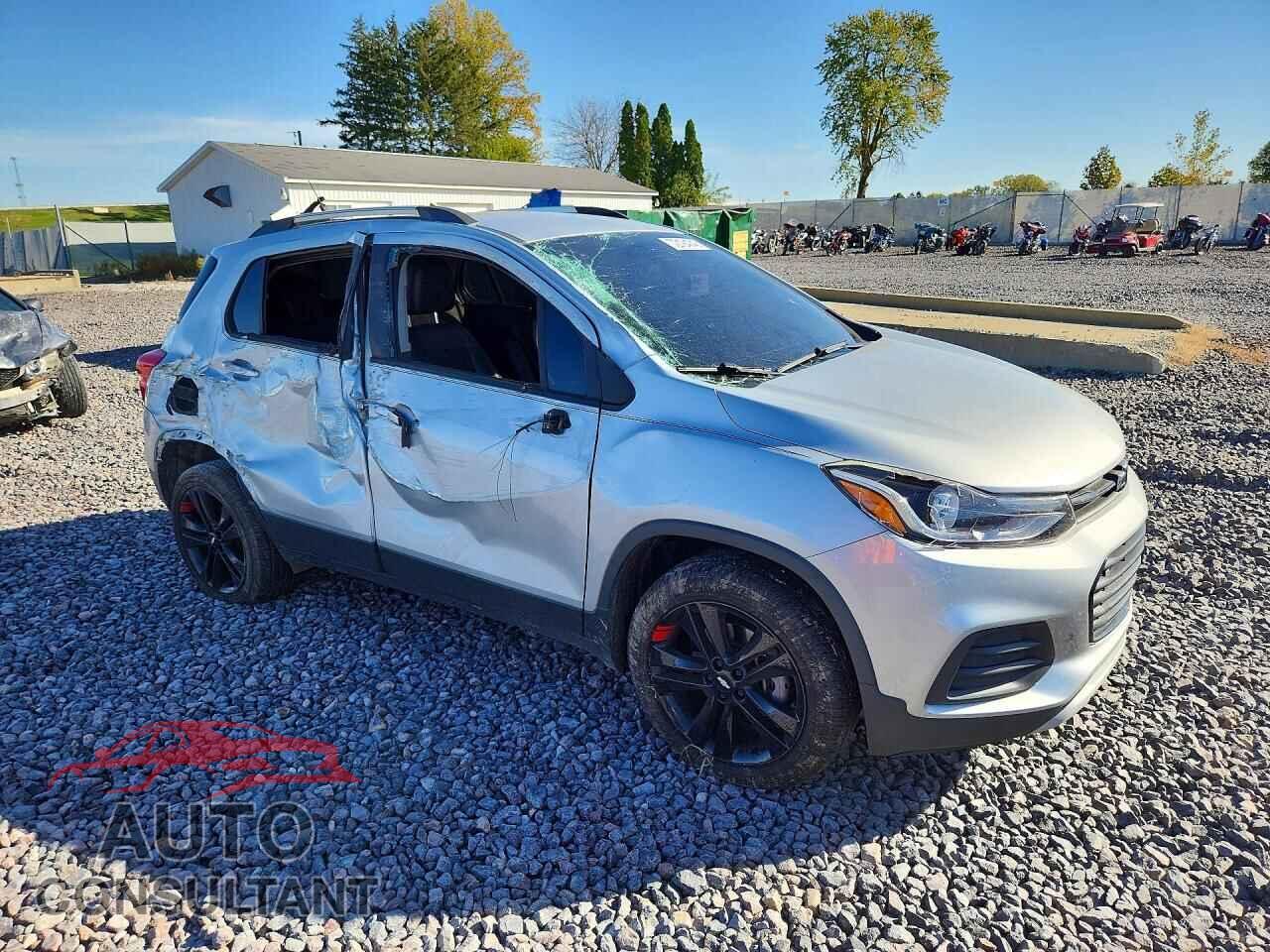CHEVROLET TRAX 2020 - 3GNCJPSB4LL320812