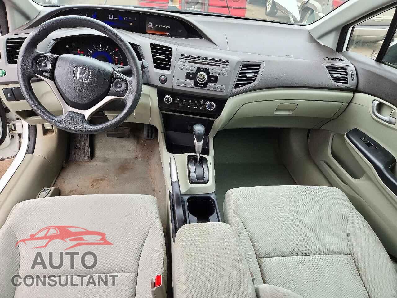 HONDA CIVIC 2012 - 2HGFB2F57CH317715